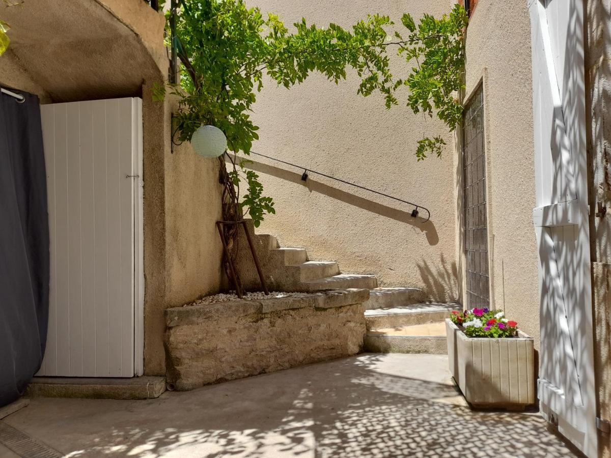 Maison De Village Avec Cour Interieure Et Terrasse Septfonds Exterior foto