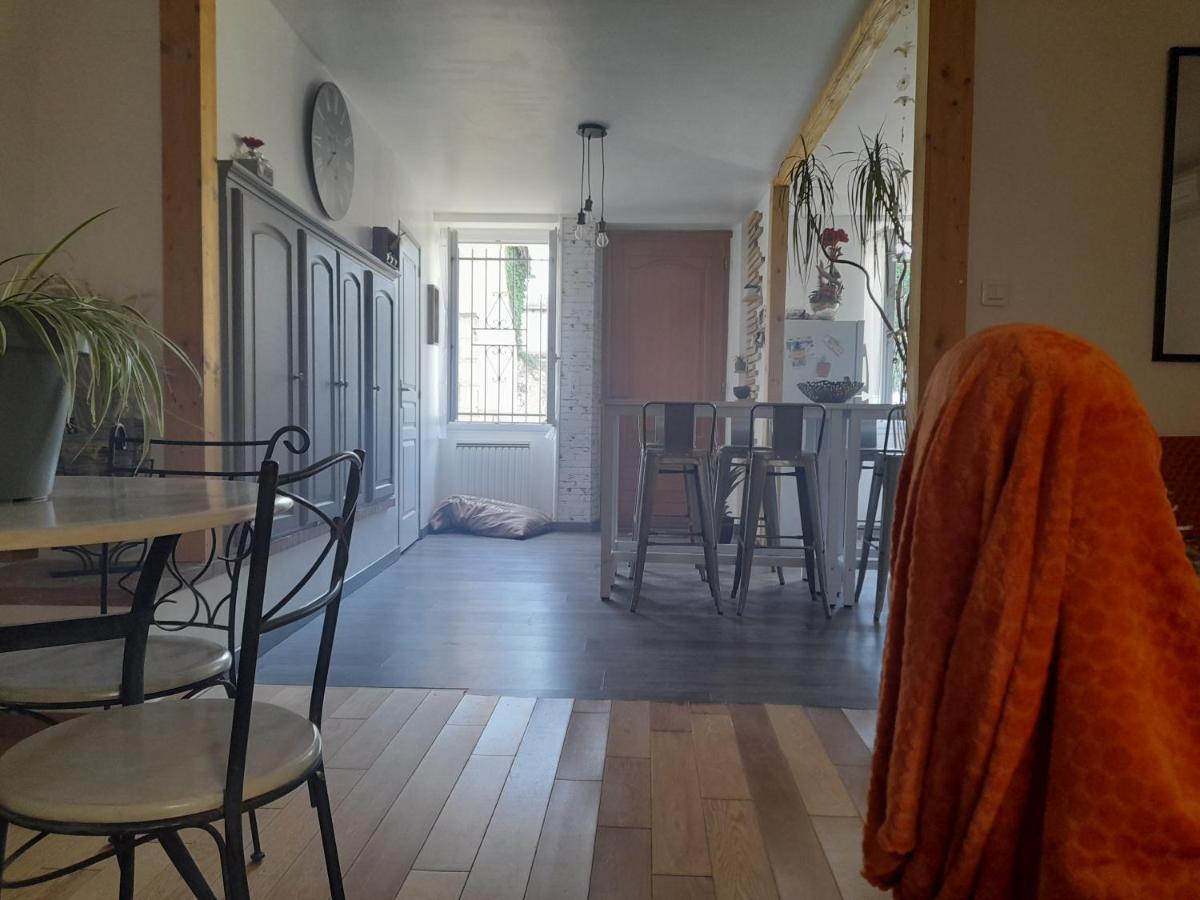 Maison De Village Avec Cour Interieure Et Terrasse Septfonds Exterior foto